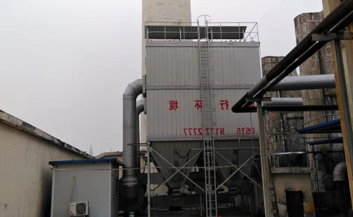 在线脉冲行喷吹布袋除尘器